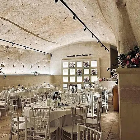 Hotel Masseria Santa Lucia 3*